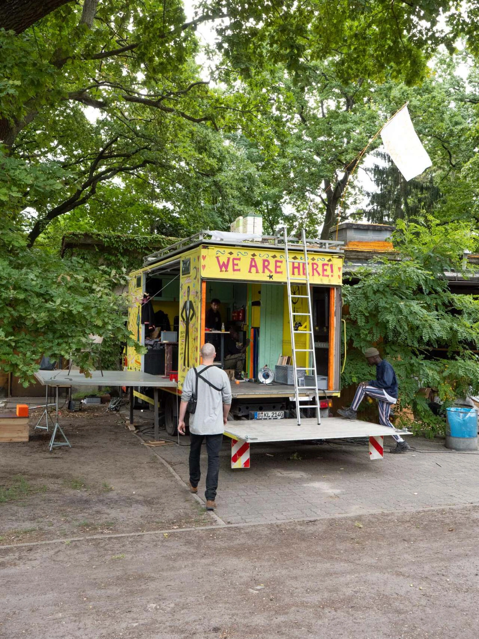 Stadtbretter — mobiler Werkstatt-Trailer im Kiez