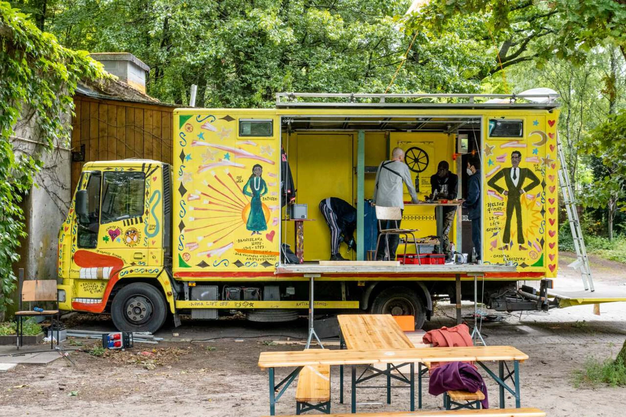 Stadtbretter — Werkstatt-LKW mit Werkzeug